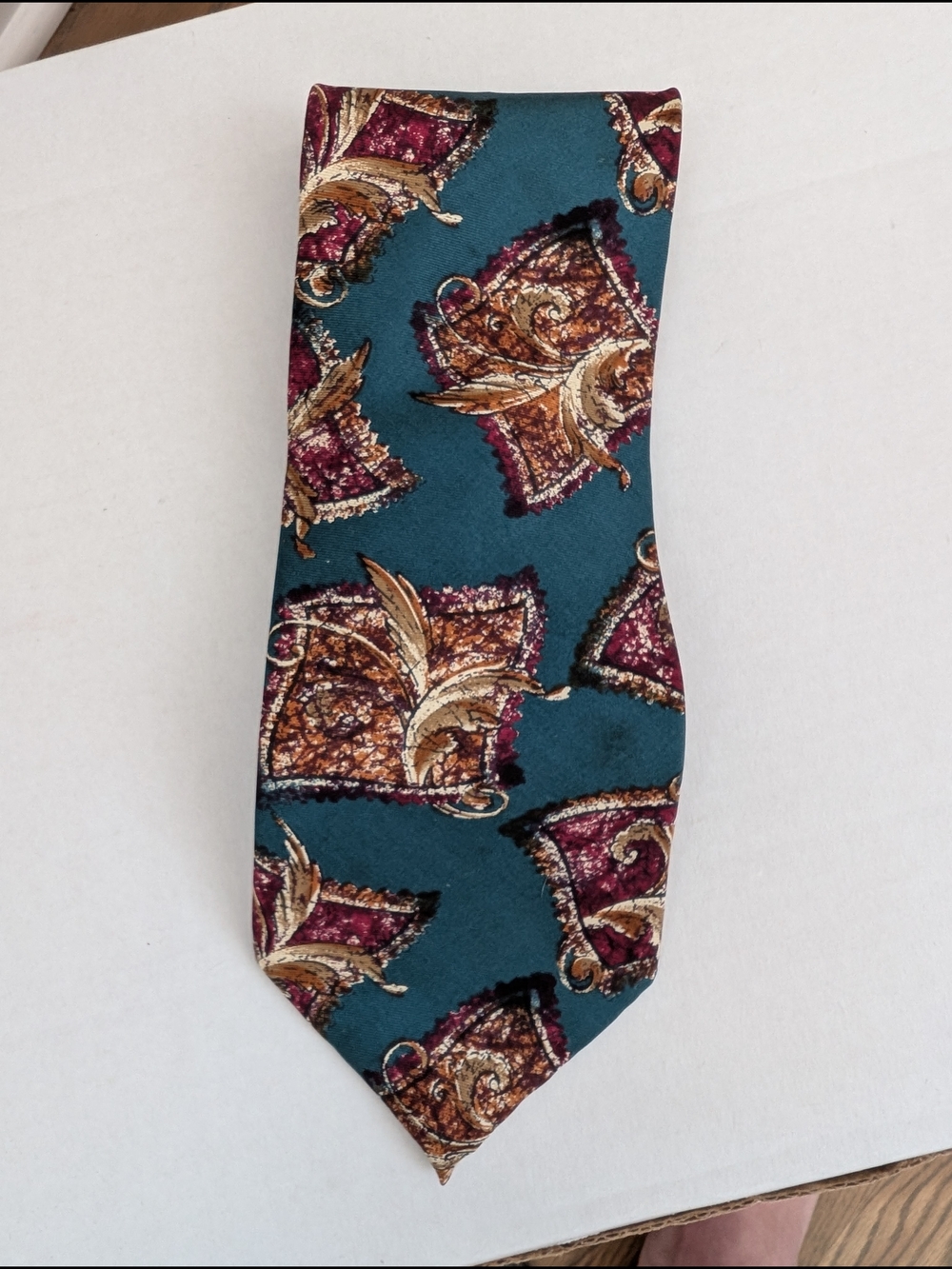 VTG Wembley 100% Silk Tie Teal Blue Red Gold Paisley Crest Made In USA Unique
